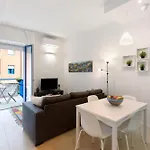 Maison Bassini 아파트 *